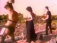 The Stranglers Nice N Sleazy Live At Battersea Park...